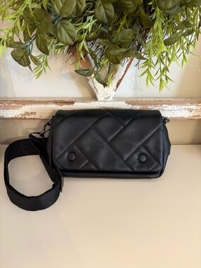 Lug Piccolo in Vegan Leather